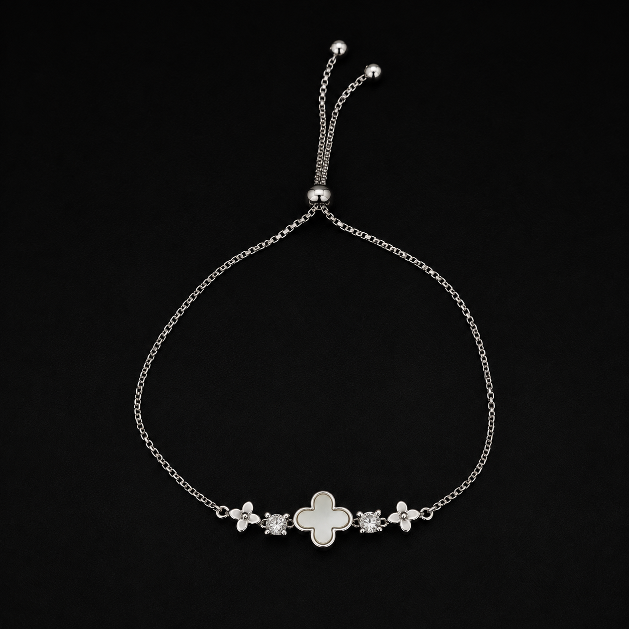 vs-11 Clover Chain Bracelet
