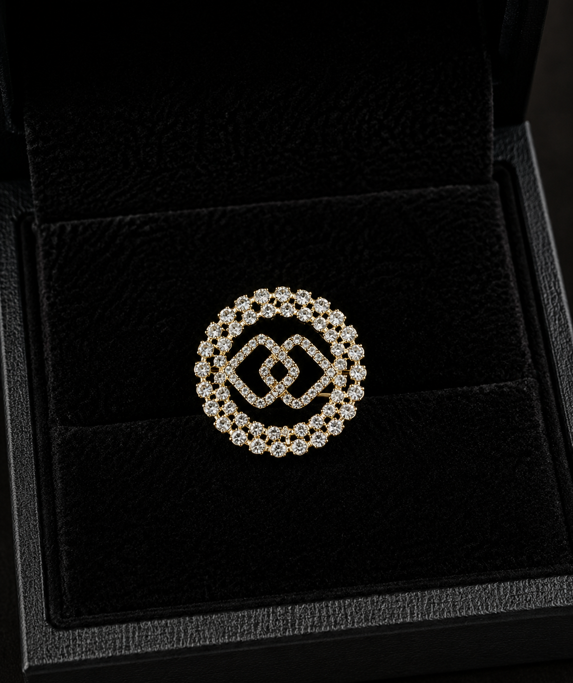 vs-91 Crystal Geometric Clip