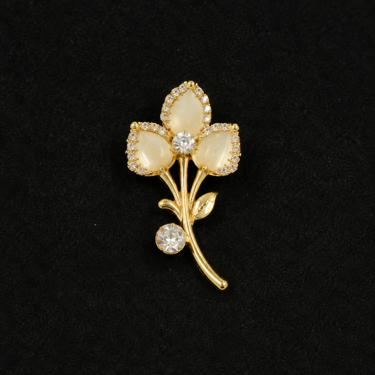 vs108 Golden Pearl Floral Crystal Hair Clip