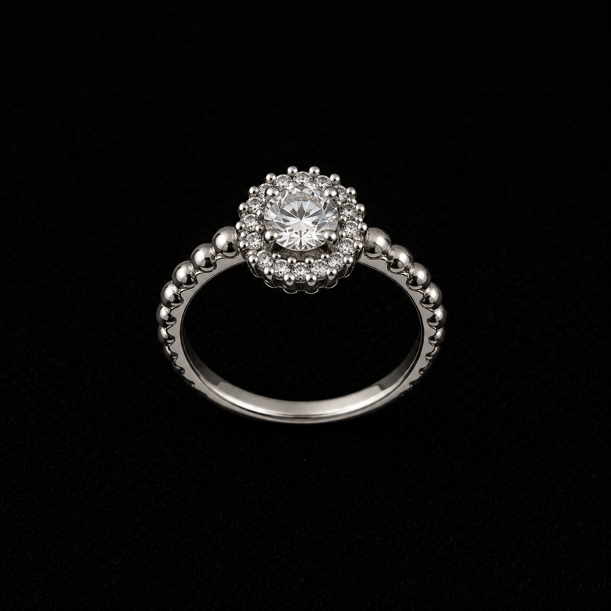 vs124 Silver Halo Crystal Ring